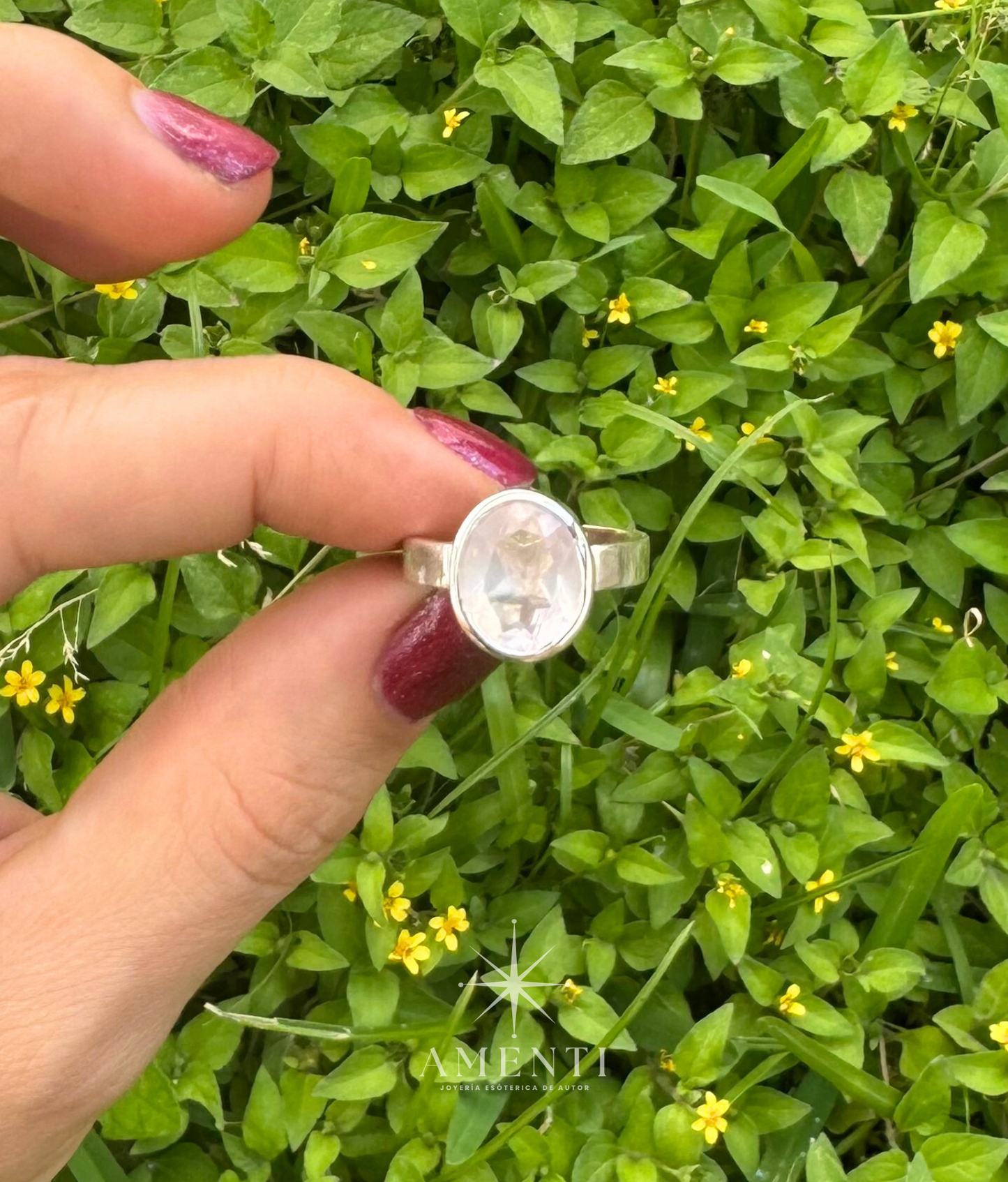 Anillo de Cuarzo Rosa