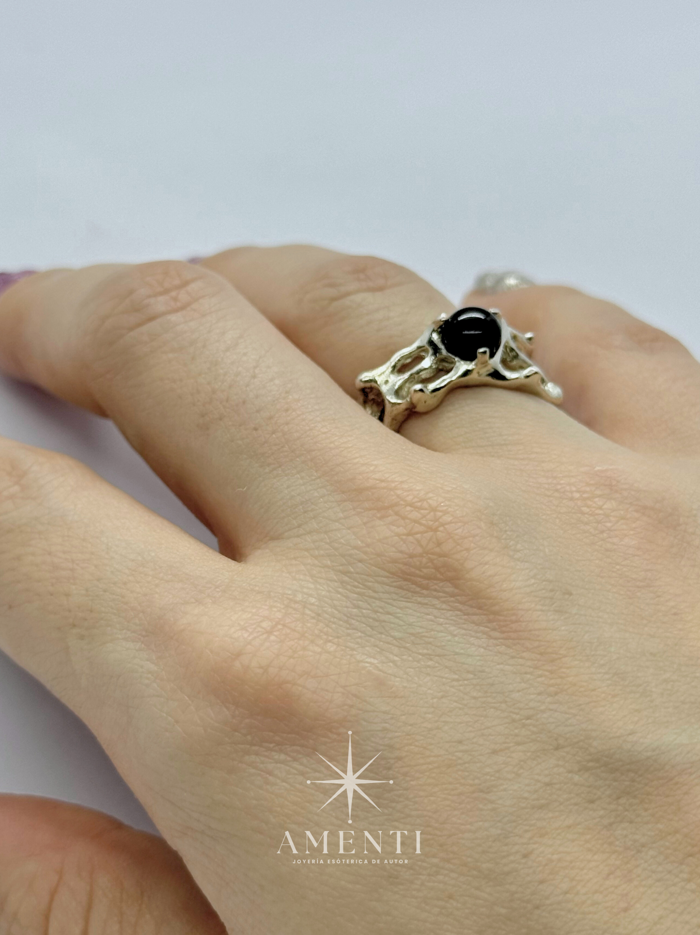 Anillo natal de Escorpio- Obsidiana