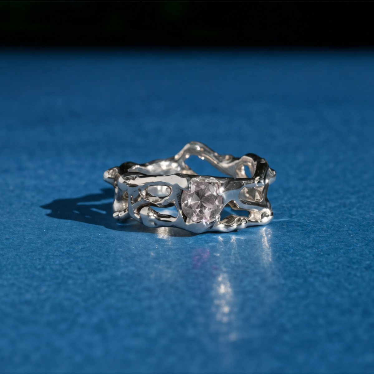Anillo natal de Tauro- Cuarzo rosa