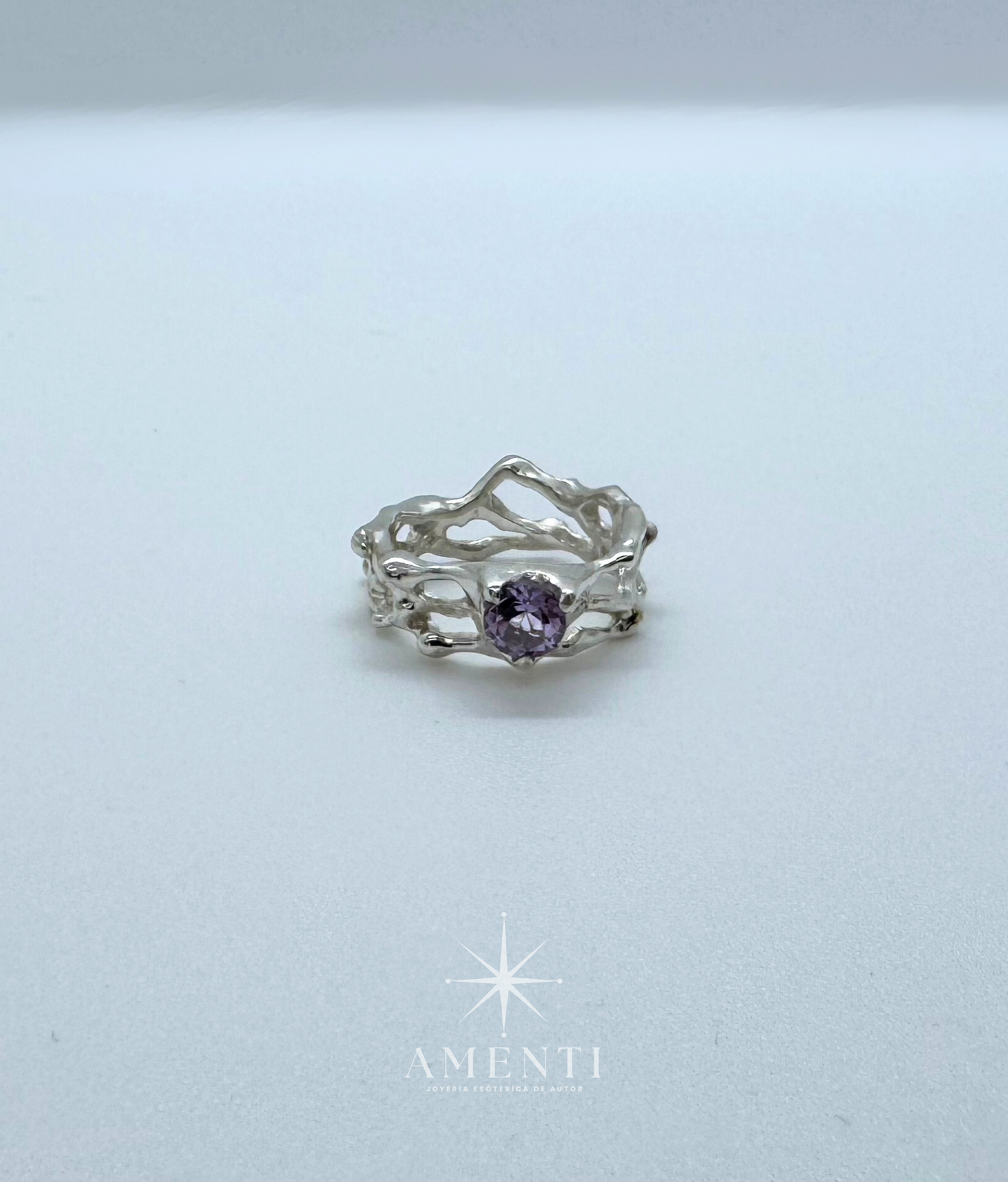 Anillo natal de Acuario- Amatista