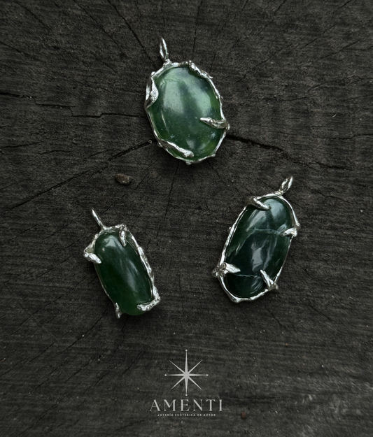 Dije Natal de Virgo- Jade