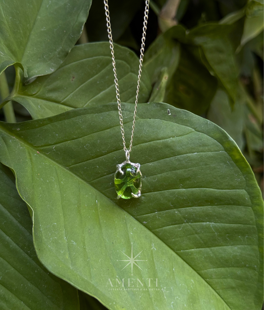 Collar Natal de Leo- Peridoto