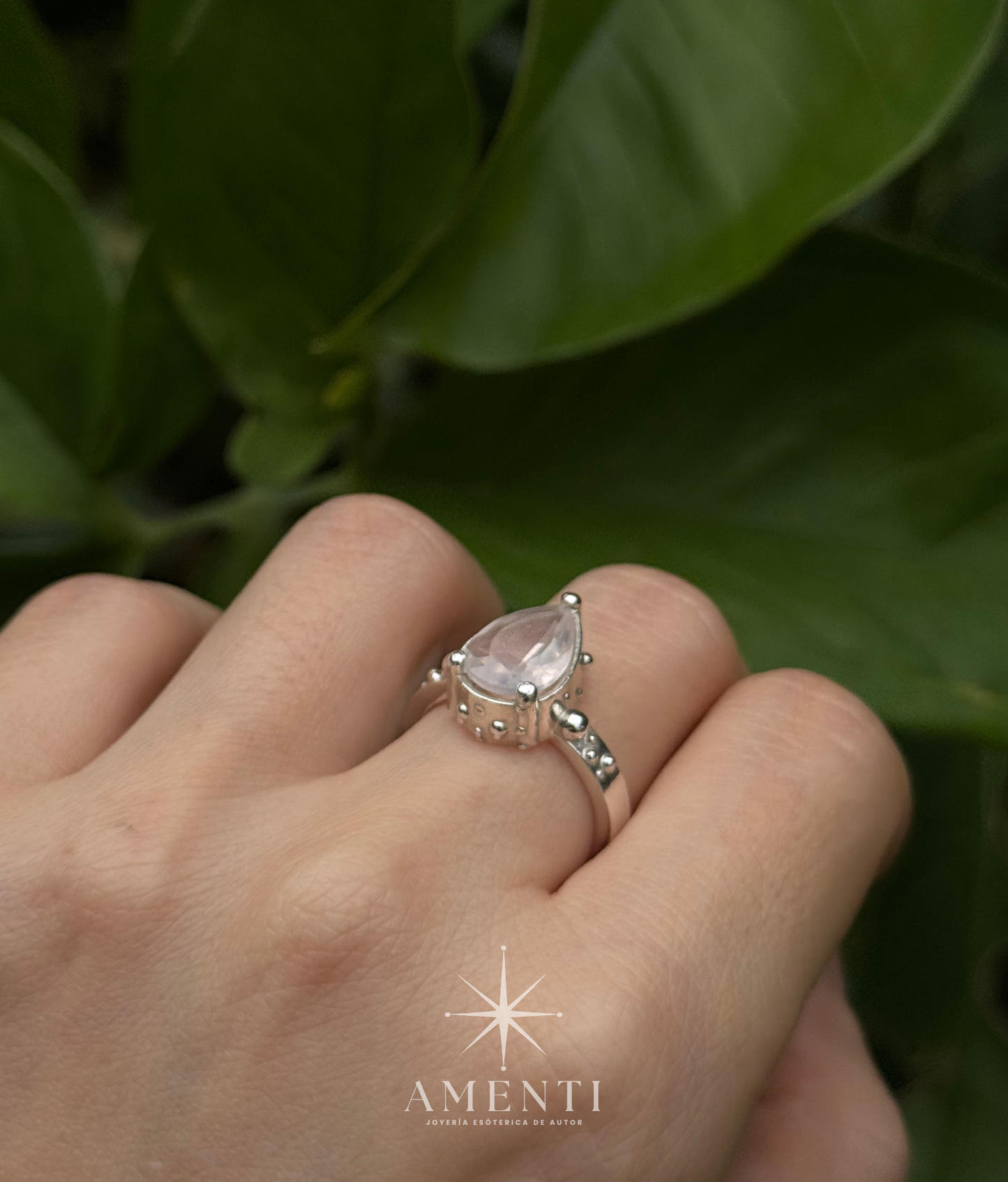 Anillo mágico de Cuarzo Rosa