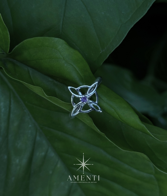 Anillo Nudo de Bruja