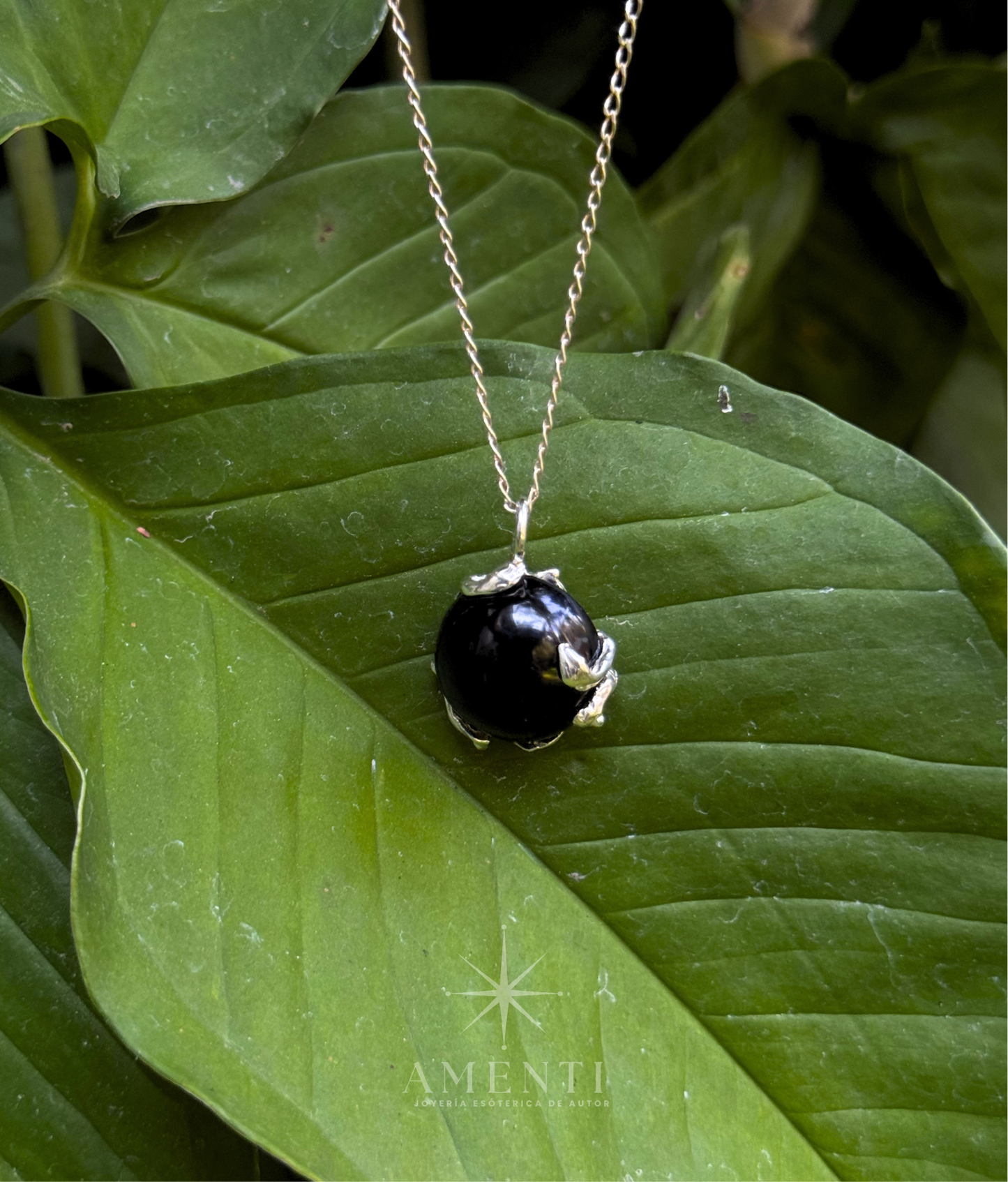 Dije Natal de Escorpio- Obsidiana