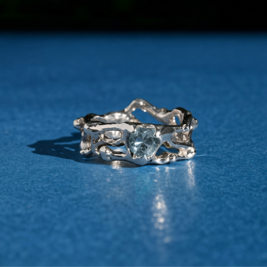 Anillo natal de Piscis- Aguamarina